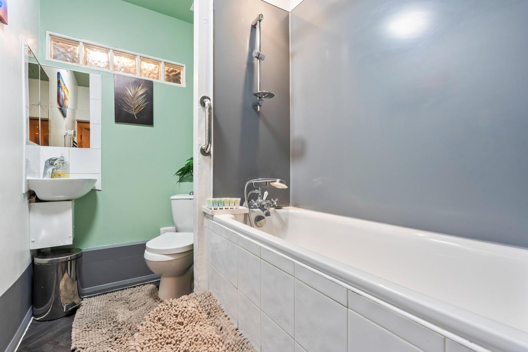 Impeccable 4-Bed House In Brixton London Villa Luaran gambar
